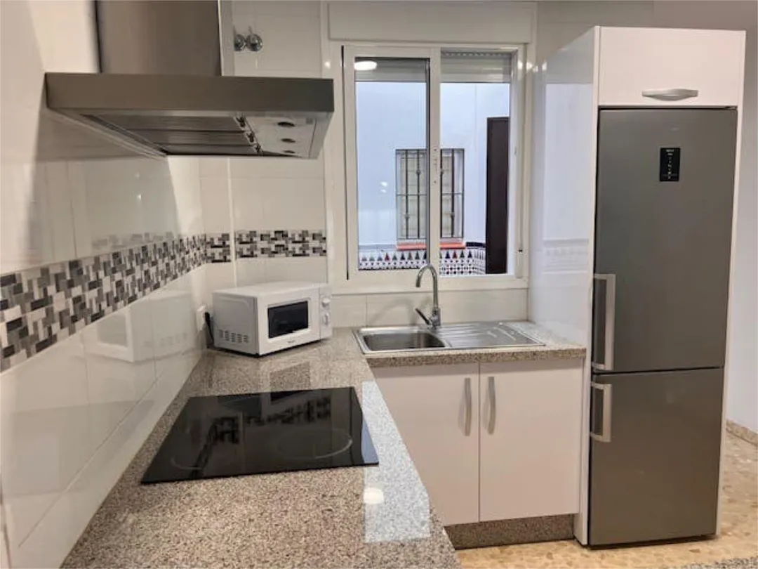 Piso en Cerca parada tren Canta el Gallo - Foto 3