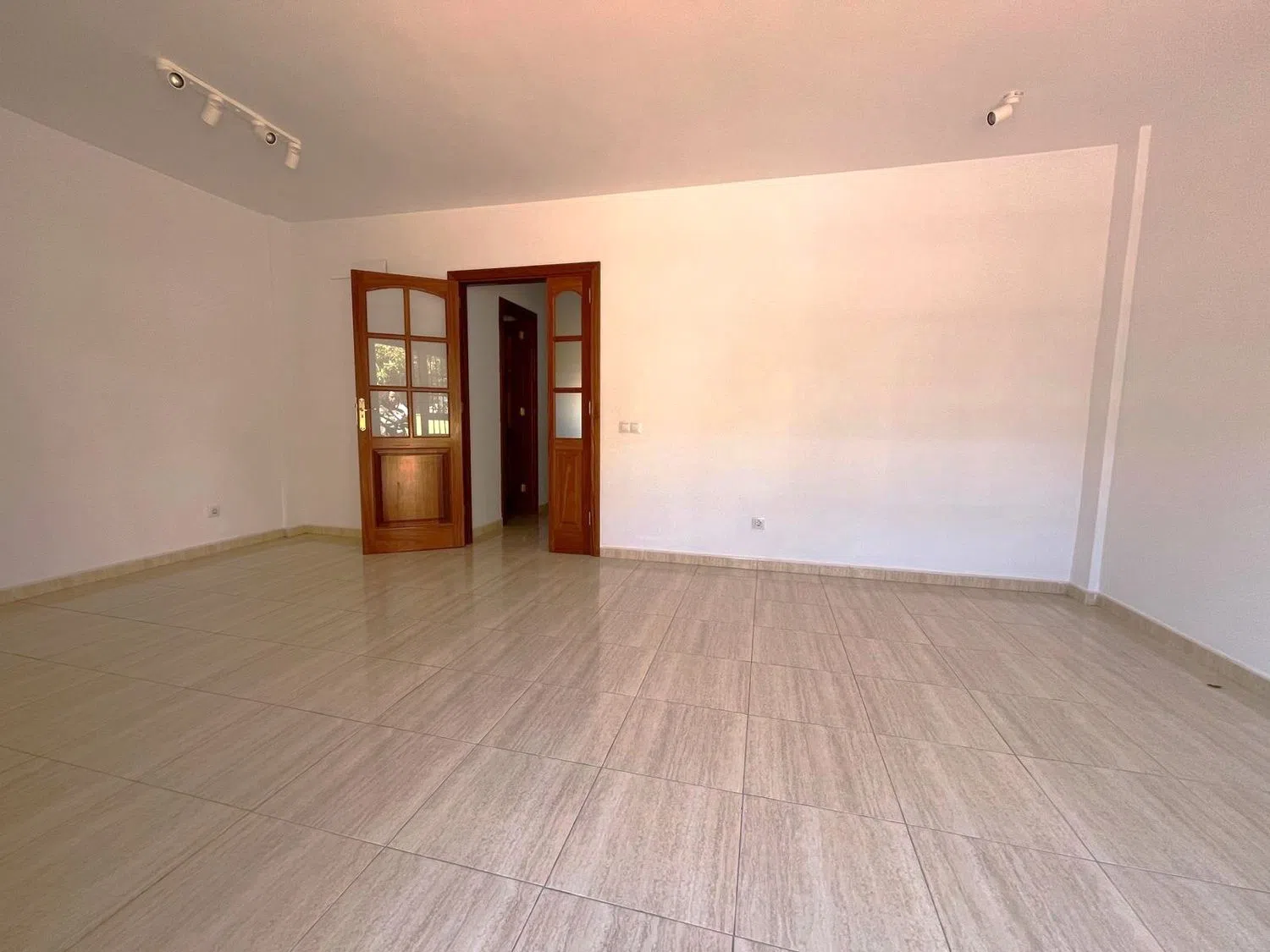 Chalet adosado en Barrio Almatriche - Foto 3