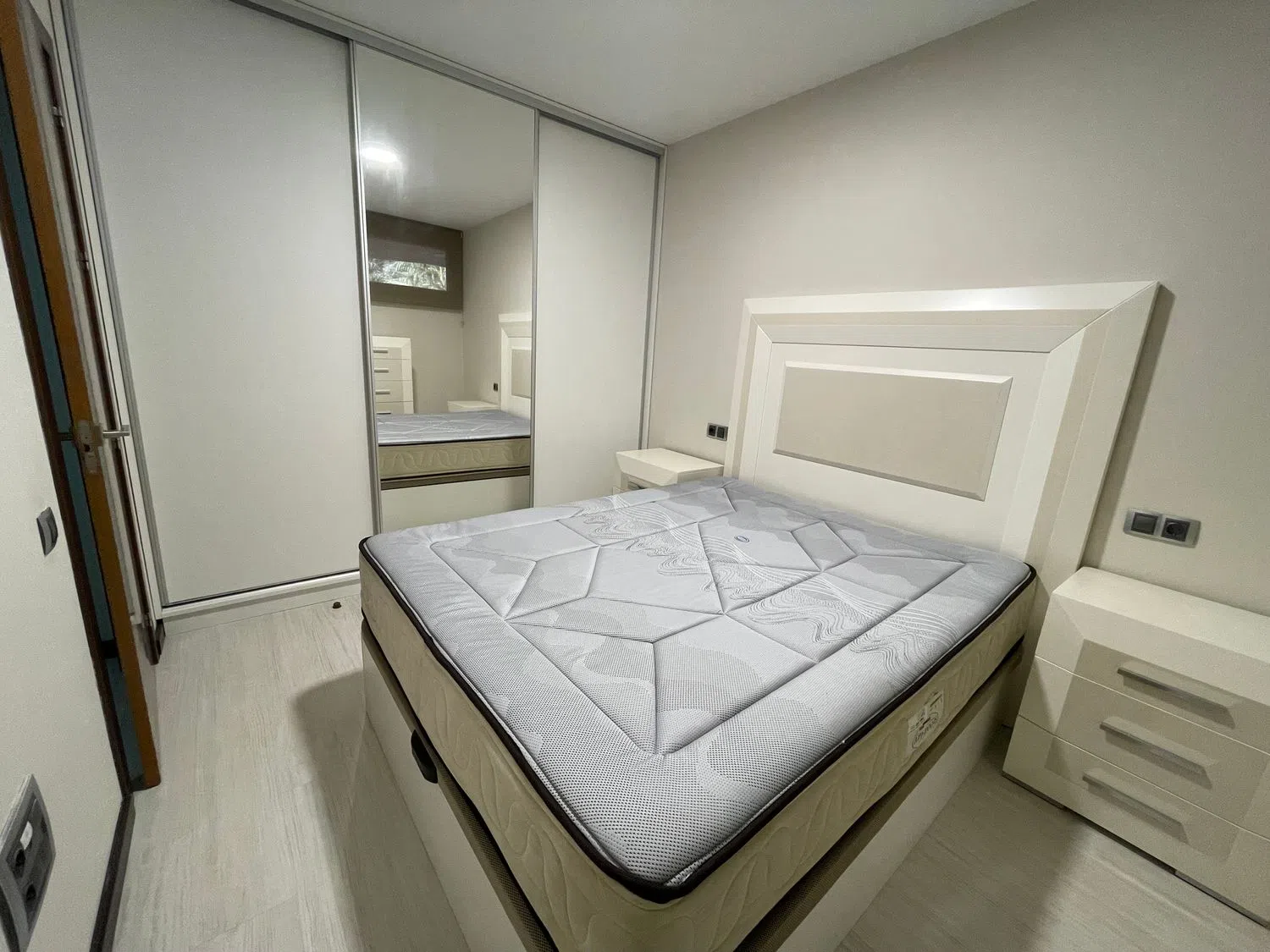 Piso en glorieta paises balticos, 1 - Foto 2