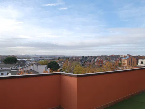 Ático en calle de Babilonia, 35