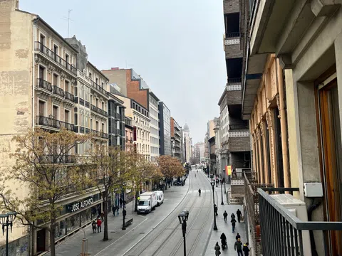 Piso en calle del Coso, 18