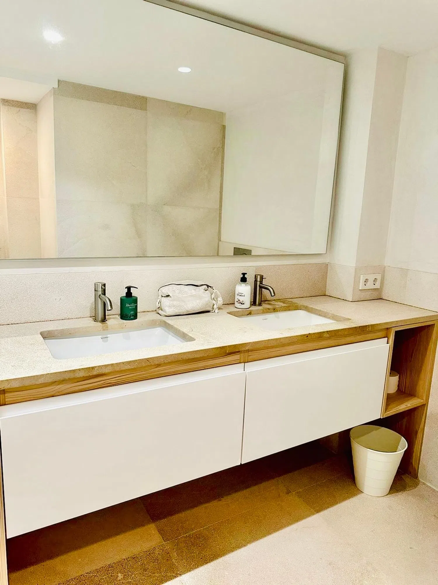 Piso en calle Guillem Díaz-Plaja, 5 - Foto 5