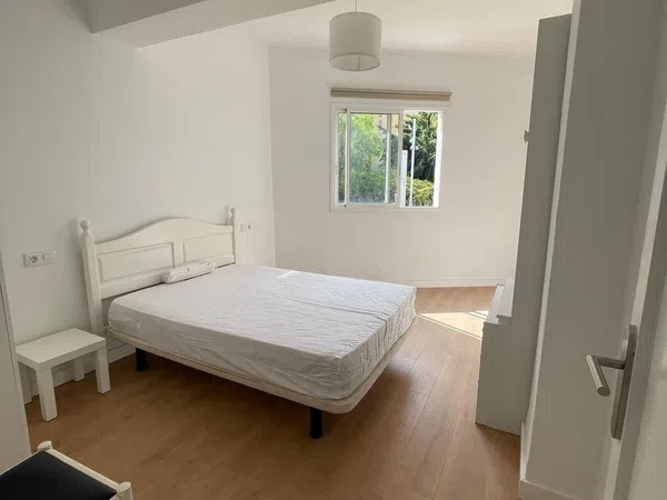 Piso en avenida Islas Canarias, 129 - Foto 2