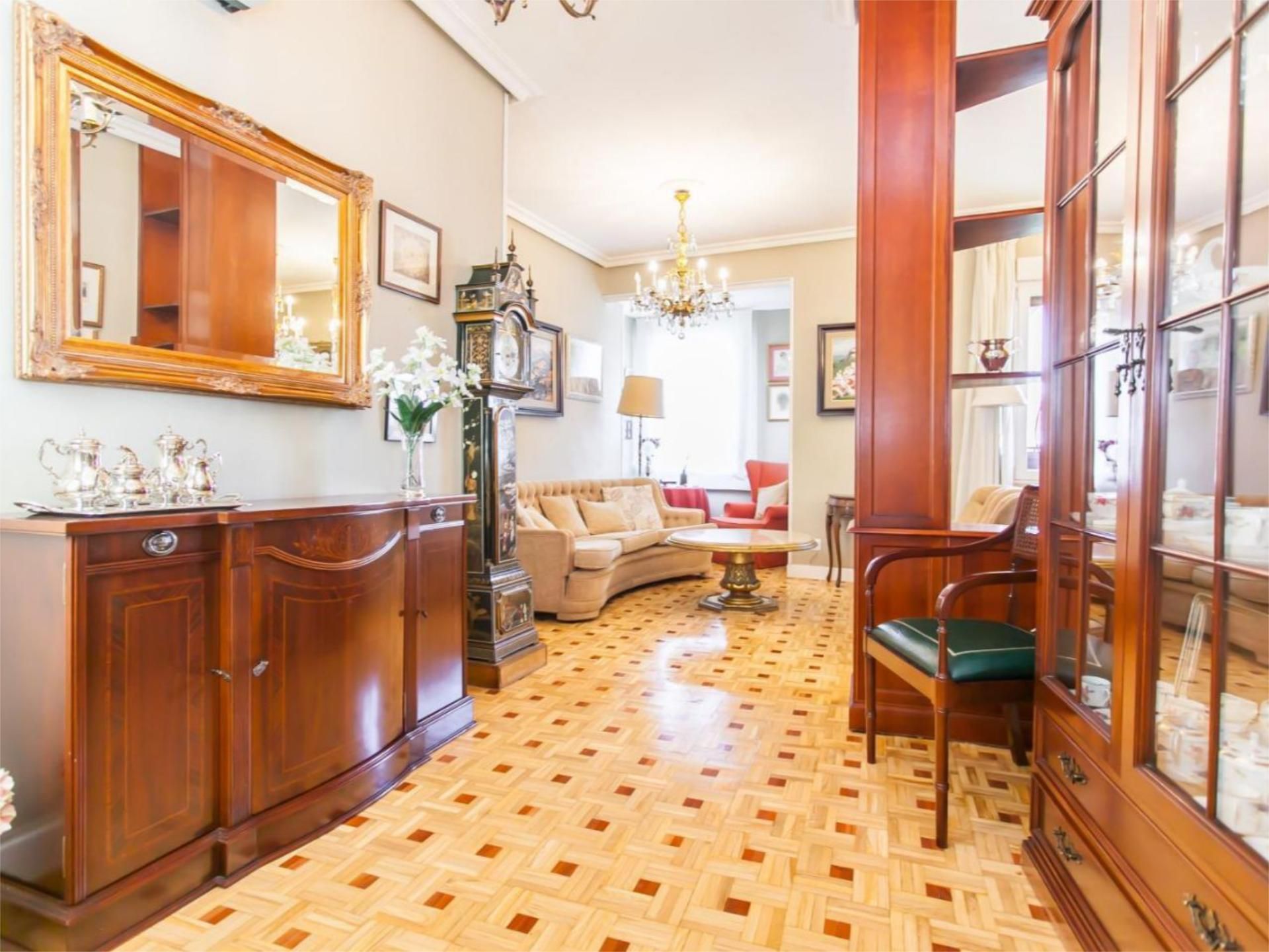 Piso en  Calle del General Álvarez de Castro 32 - Foto 4