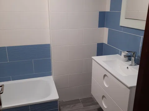 Piso en calle Salvador Manrique de Lara, 13 - Foto 2