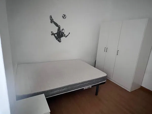 Piso en calle de Laguna de Rins, 4 - Foto 4