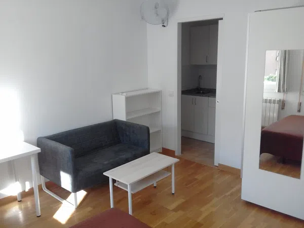 Estudio en calle de la Mare de Déu del Coll, 61 - Foto 2