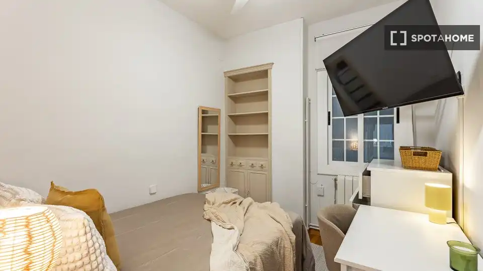 Piso en L'Hospitalet de Llobregat - Foto 10