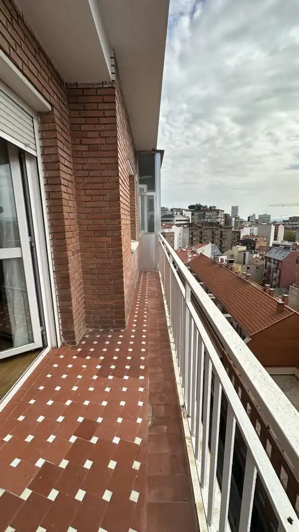 Piso en  Calle del Azahar 3 - Foto 9