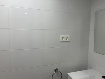 Piso en  Calle Antonio Falcón 15 - Foto 6