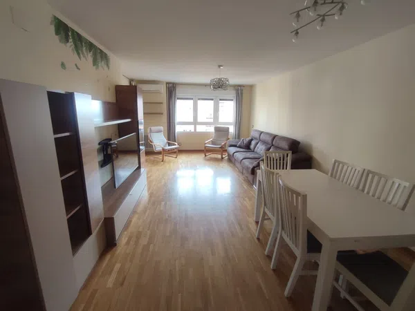 Piso en calle de Pedro Rico, 31