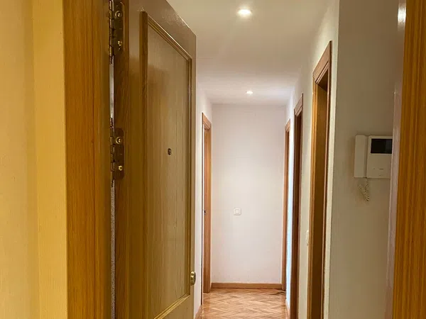 Piso en avenida de Logroño, 305