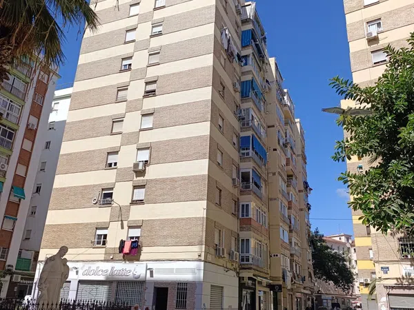 Piso en calle Enrique Herrera Moll, 3