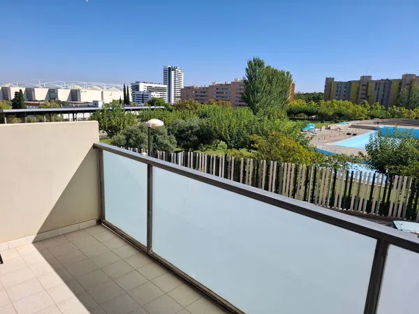 Piso en calle de Biarritz, 9 - Foto 2