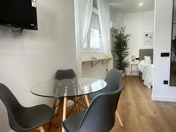 Estudio en avenida de Villamayor, 79 - Foto 9