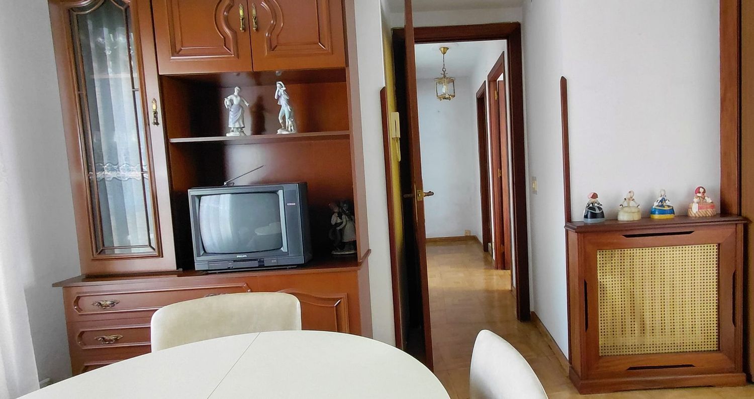 Piso en calle Lorenzo Abruñedo, 6 - Foto 4