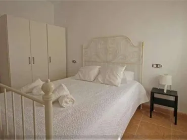 Piso en Capuchinos - Foto 1