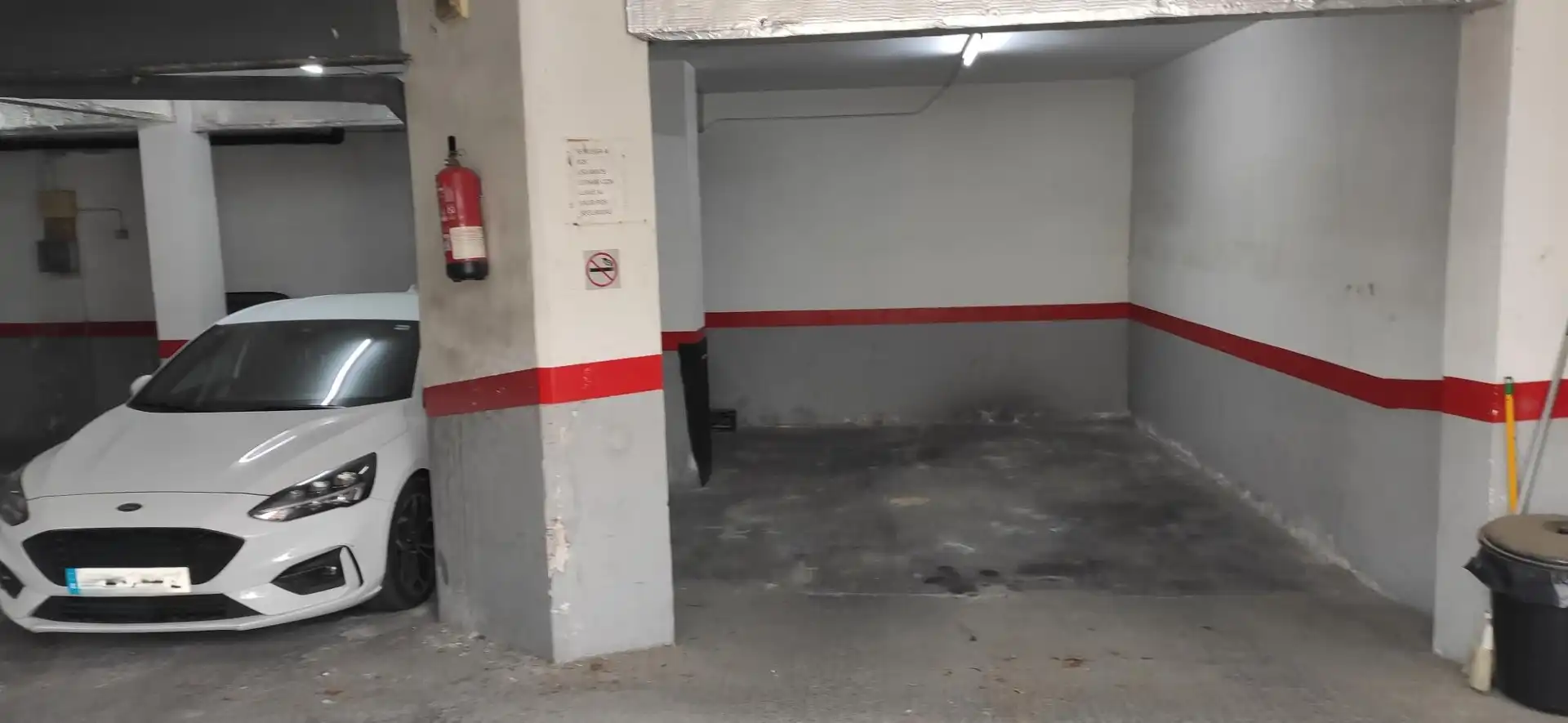 Local comercial en Badalona - Foto 7