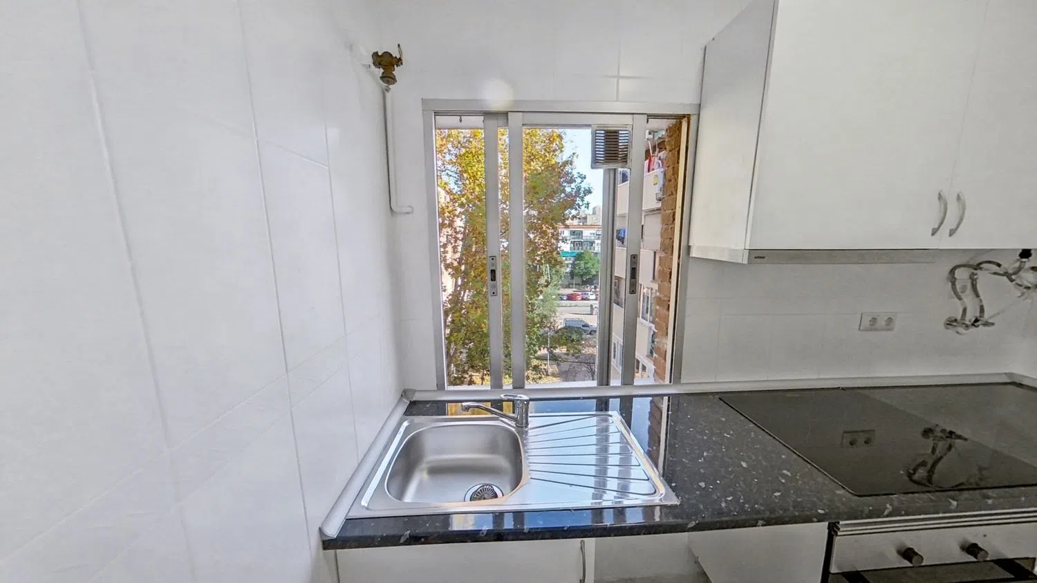 Piso en Reyes Católicos - Foto 21