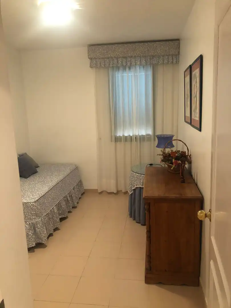 Casa adosada en  Avenida María Auxiliadora 43 - Foto 3