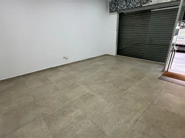 Local comercial en  Carrer de Saragossa 22 - Foto 4