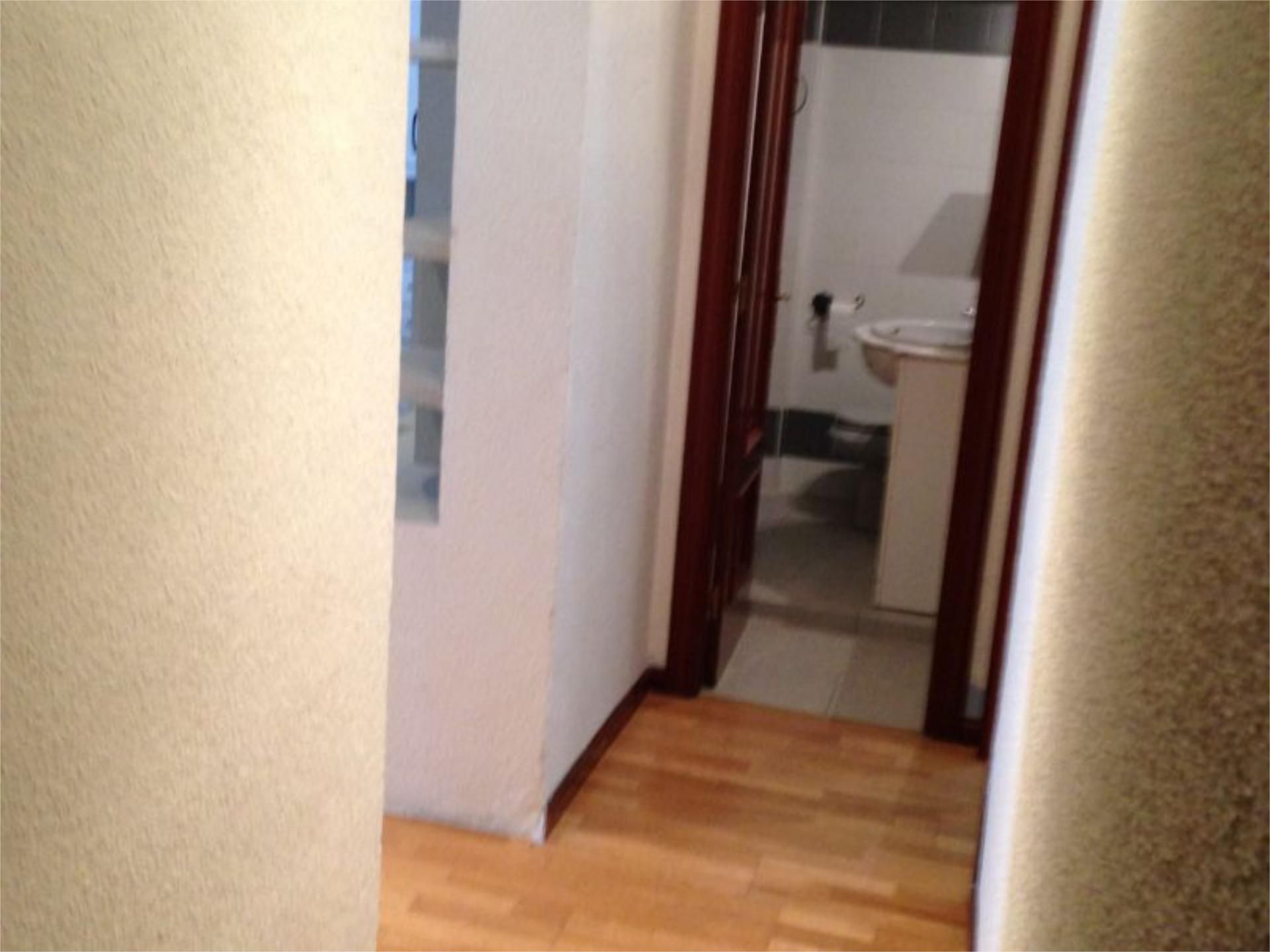 Piso en  Calle de Jerte 8 - Foto 6