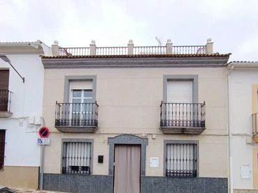 Casa adosada en  Calle de Pablo Iglesias 27 - Foto 1