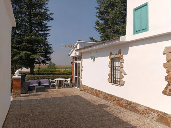 Casa o chalet independiente en Urbanizacion Huelmos s Joaquin, 71 - Foto 4