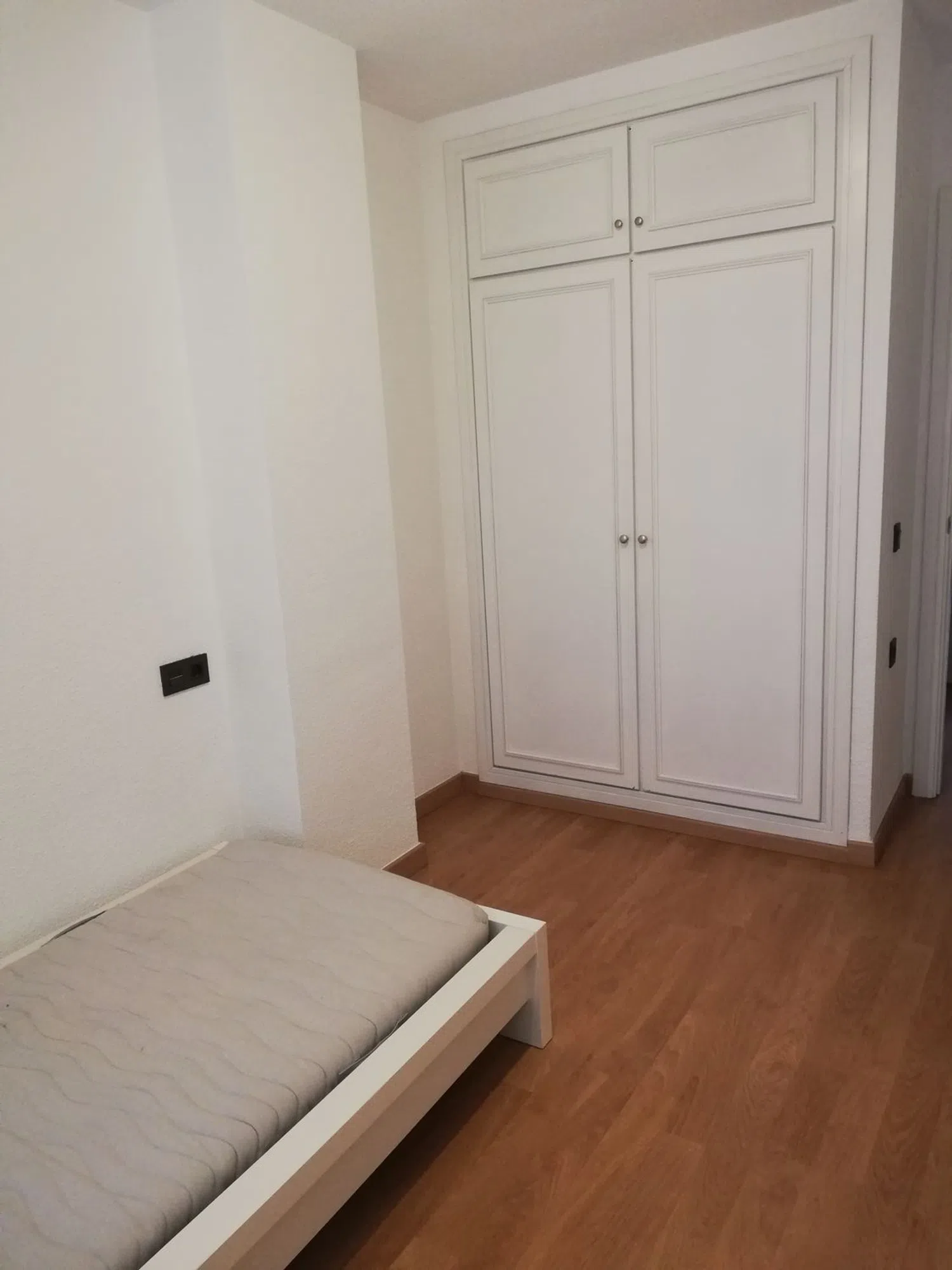 Piso en avenida de Pérez Galdós, 33 - Foto 2