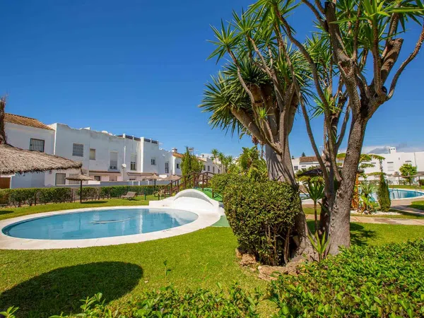 Chalet adosado en Urbanización Real de la Barrosa I, 31 - Foto 17