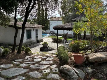 Chalet en  Calle Castillo de Turégano 13 - Foto 3
