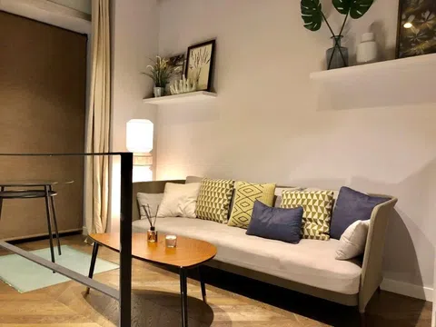 Dúplex en calle de Ilustración, 12