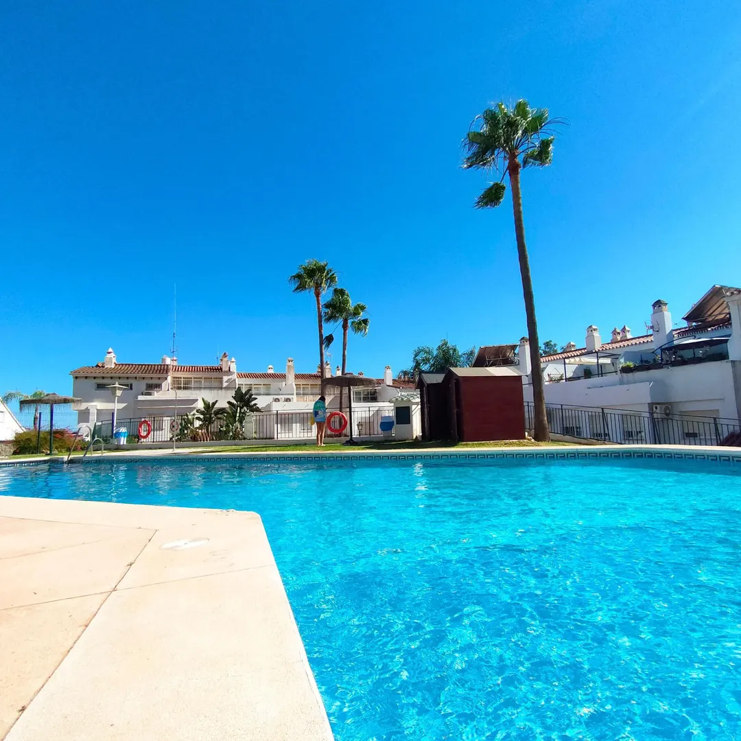 Casa adosada en  Calle e Ramos de Sierrezuela 42 - Foto 1