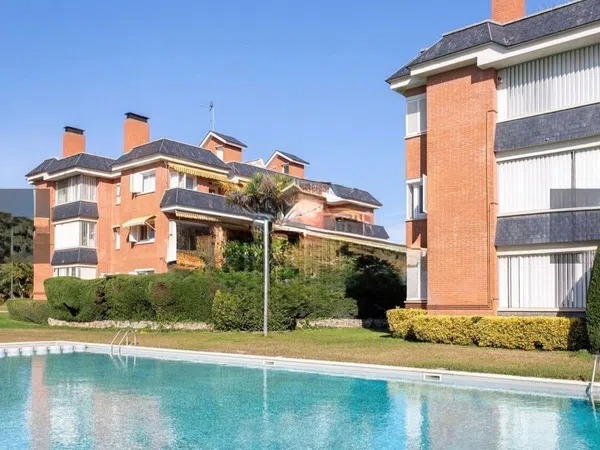 Ático en Urbanización Les Lloses, 9 - Foto 1