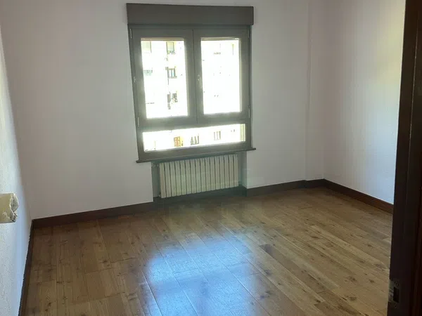 Piso en Avenida Pola de Lena, 17 - Foto 5