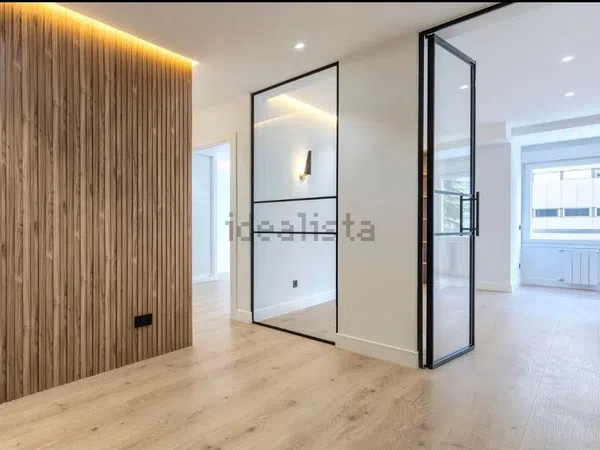 Alquiler de piso en Cuatro Caminos