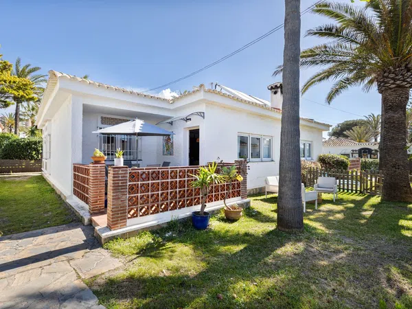 Chalet pareado en calle Tenerife, 1