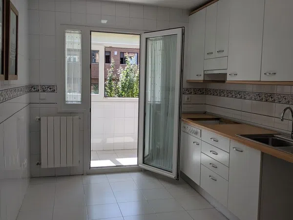 Piso en Calle Joaquín Turina, 13, Golf - El Carralero - Foto 15