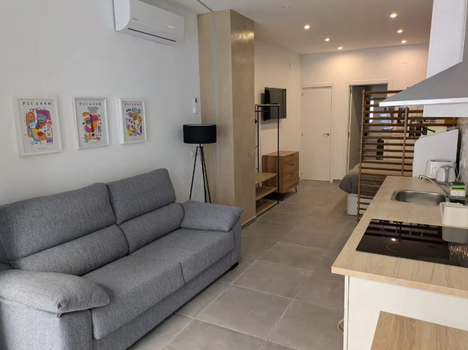 Estudio en calle Párroco Don Juan Estrada Castro, 2 - Foto 2