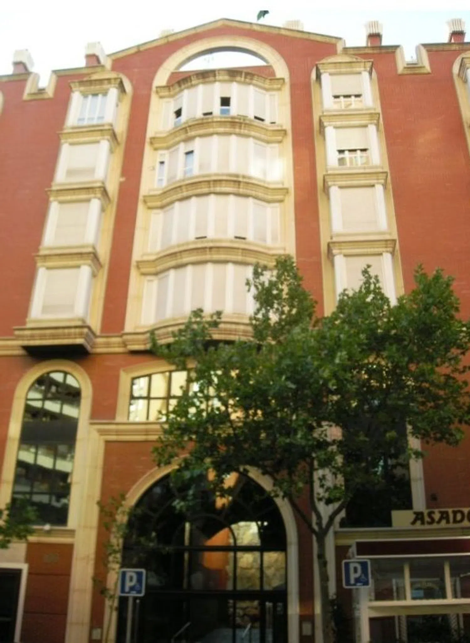 Piso en calle de la Infanta Mercedes, 111 - Foto 2
