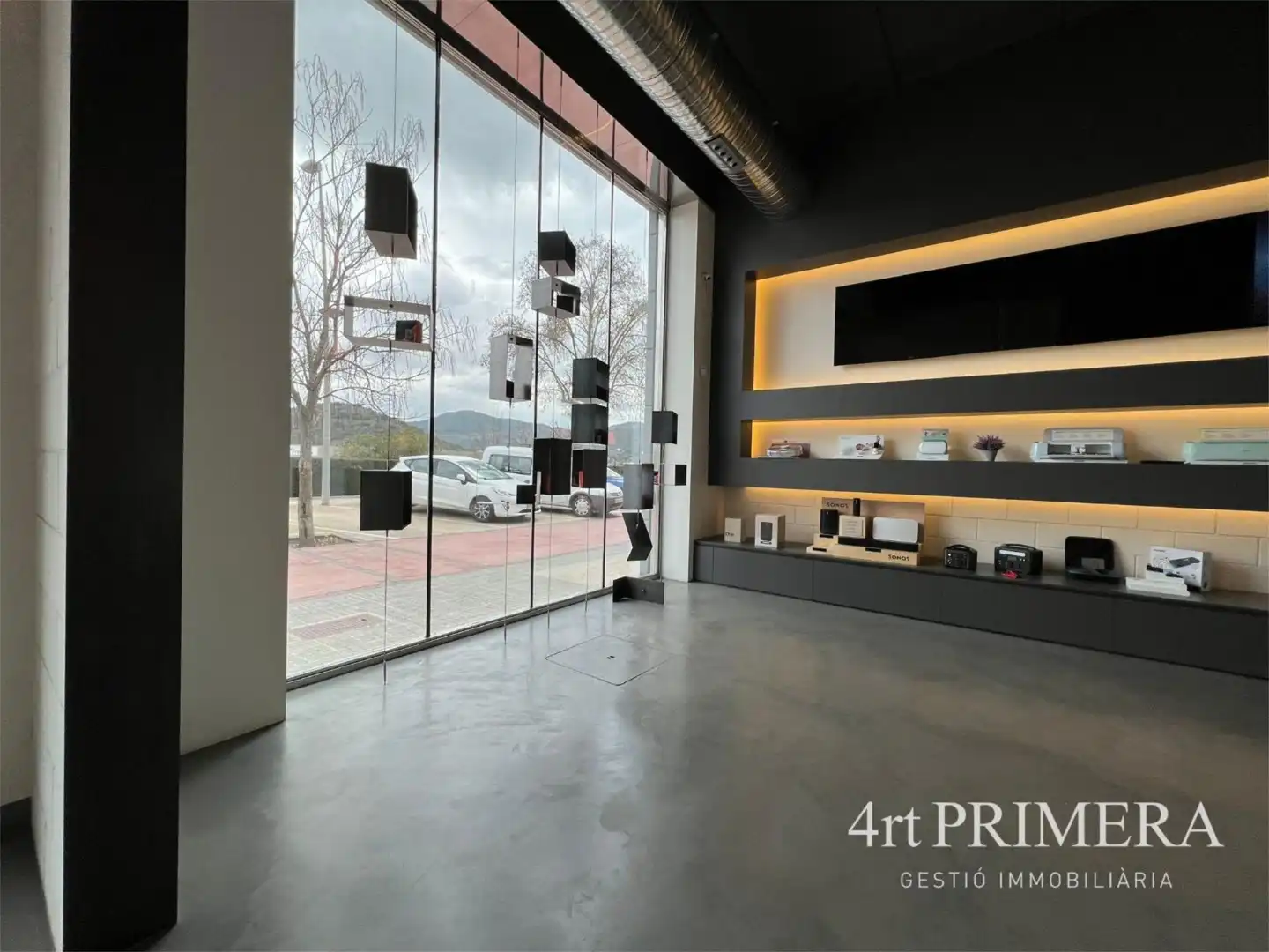 Local comercial en  Carrer Apel·les Mestres 1 - Foto 5