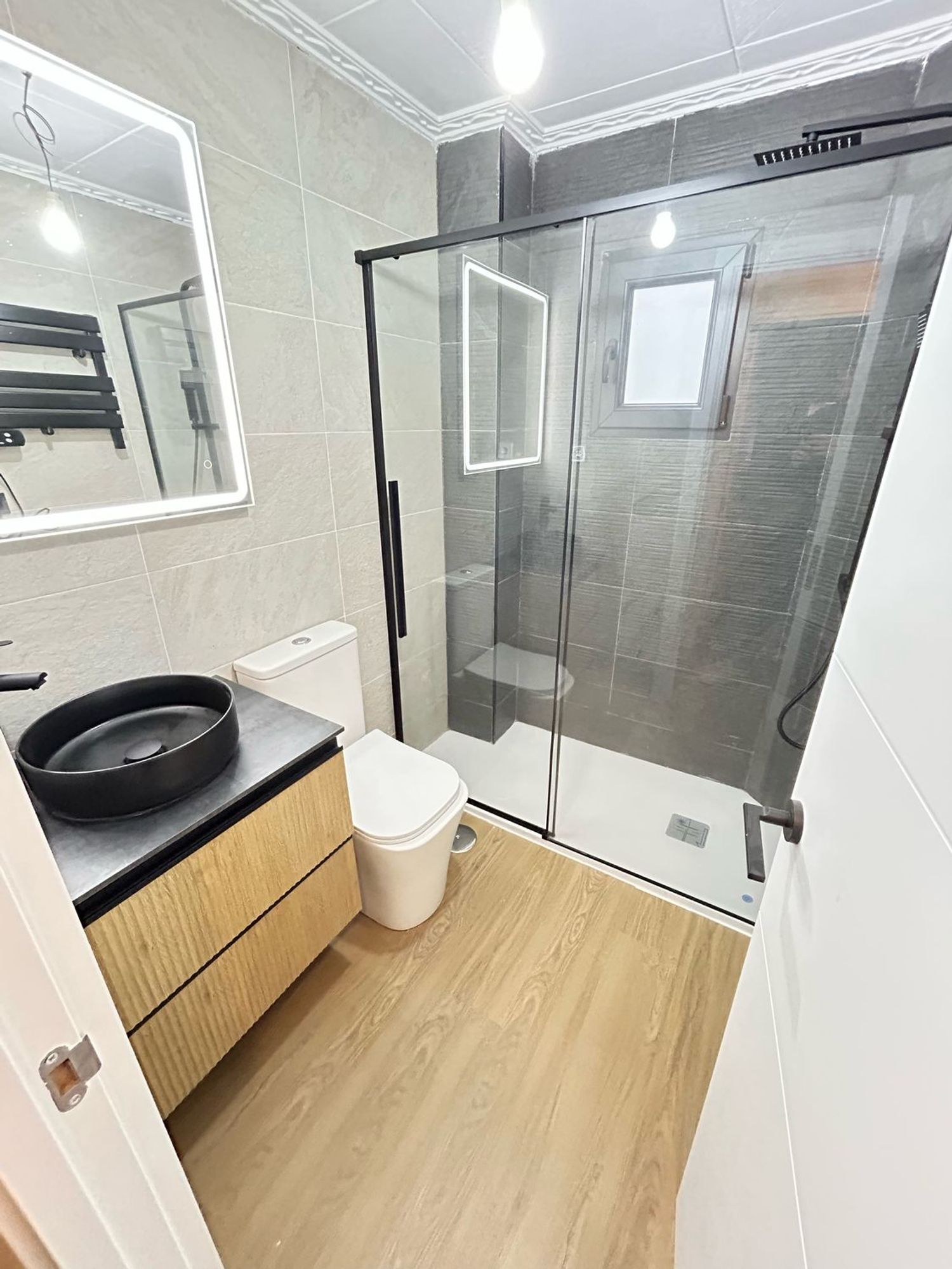 Piso en Reyes Católicos - Foto 8