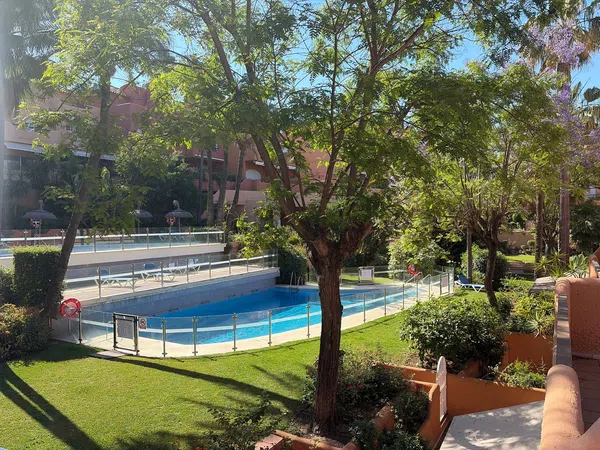 Chalet pareado en Calle Luis Morales, 25, La Dama de Noche-La Alzambra - Foto 1