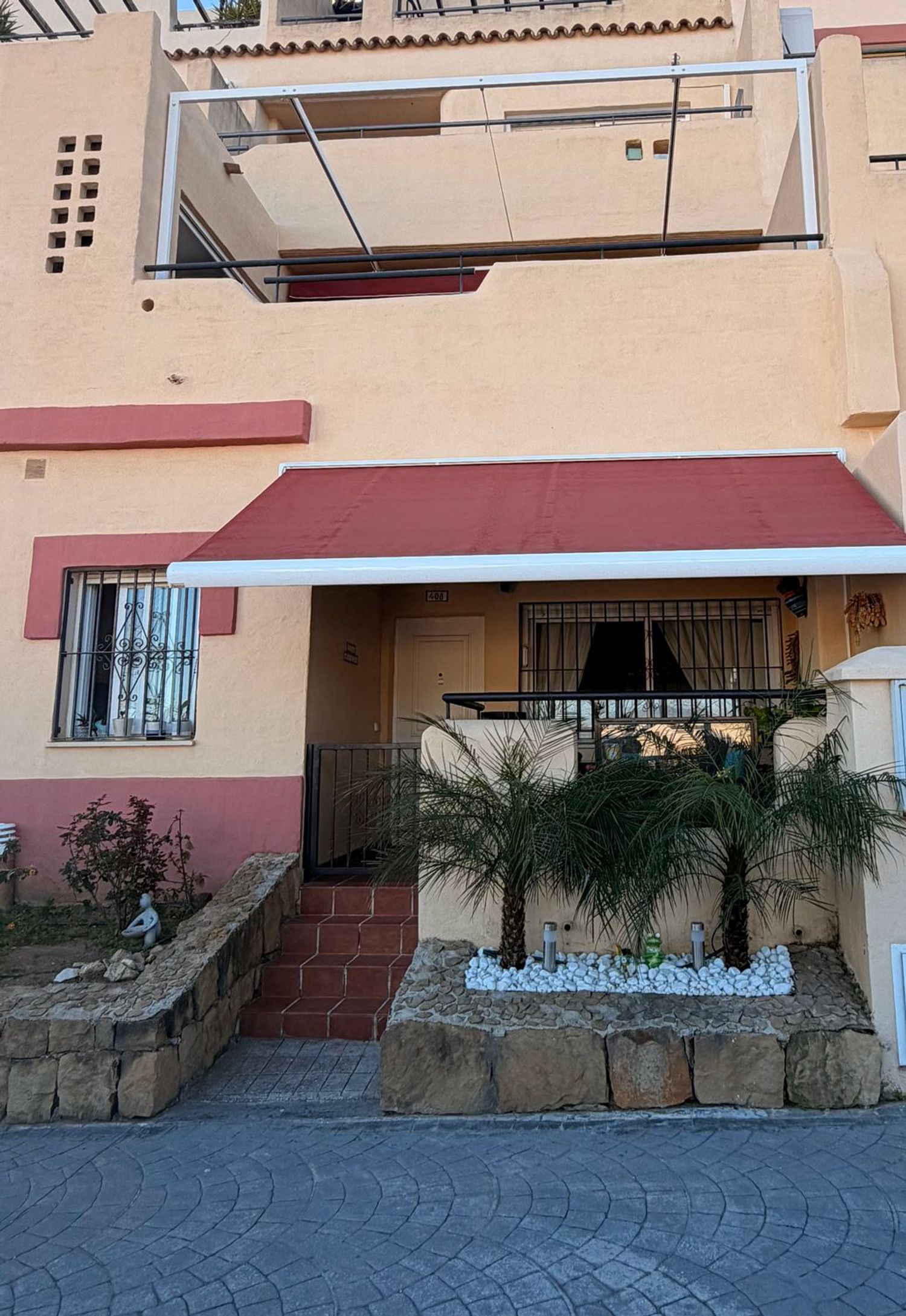 Chalet adosado en calle Mar de Alborán, 2 Block - Foto 1