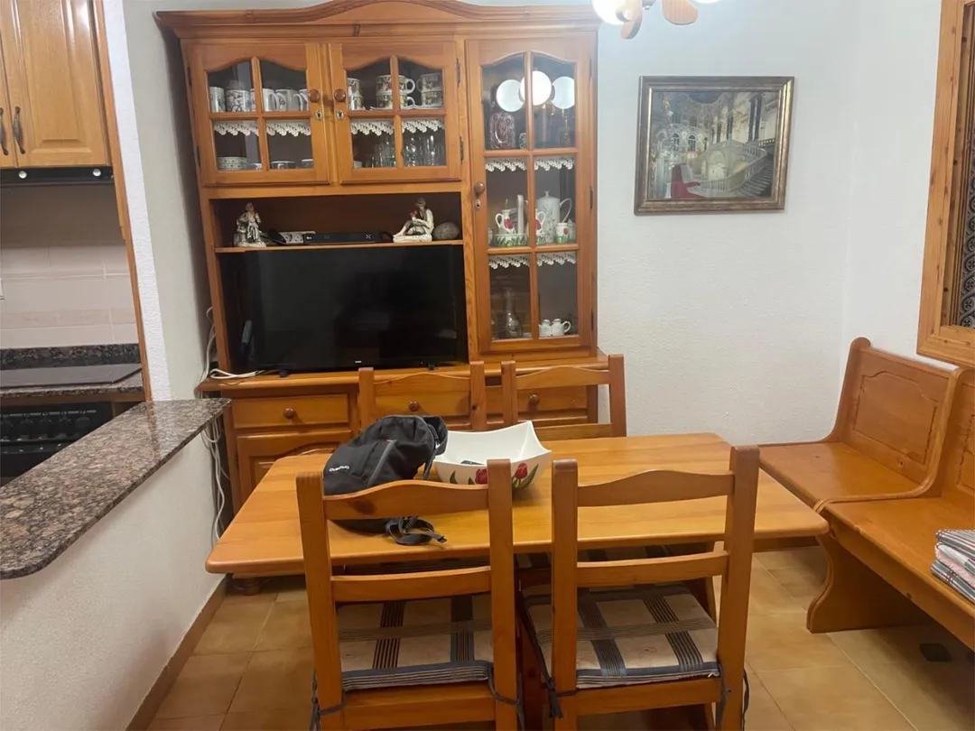 Casa adosada en  Carrer Colombia 100 - Foto 4