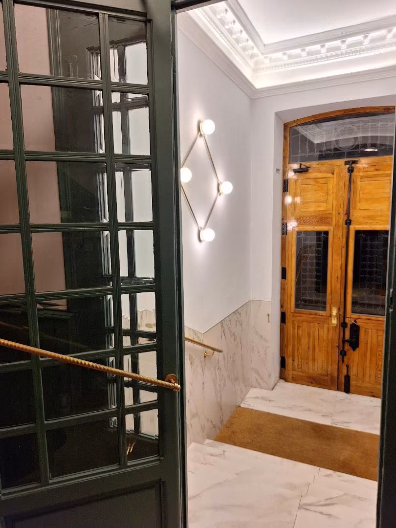 Piso en  Calle del Cardenal Cisneros 56 - Foto 2
