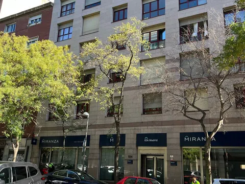 Estudio en calle de Galileo, 104
