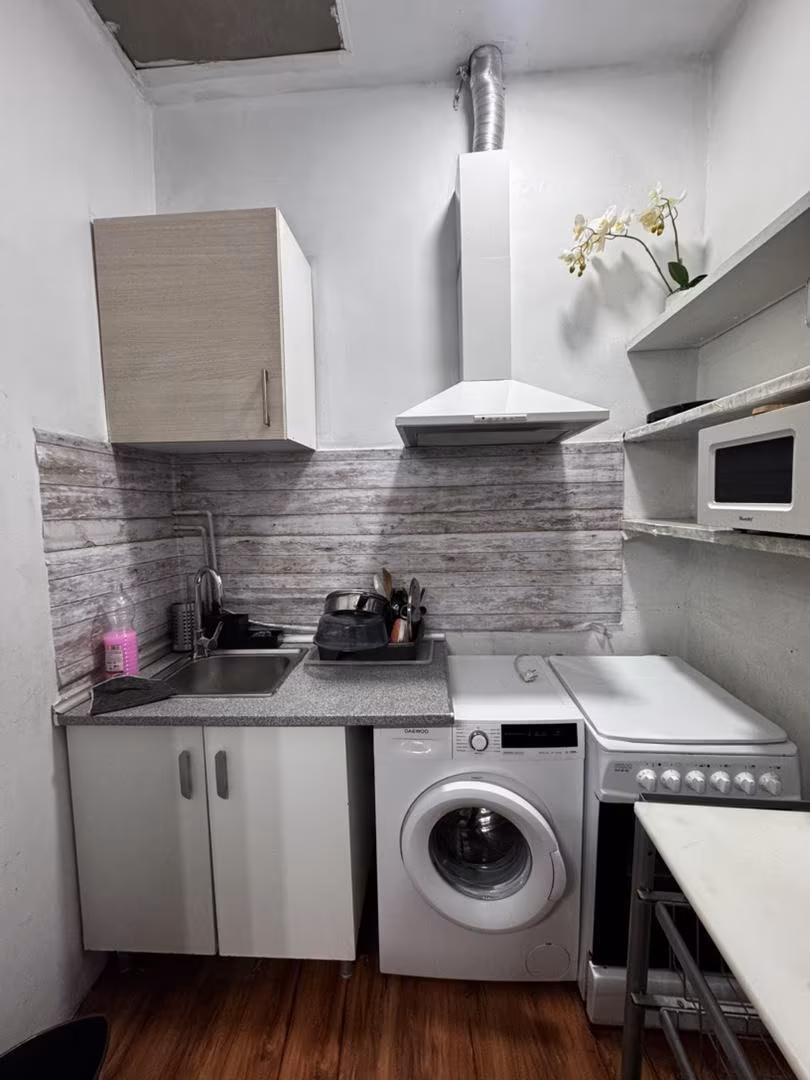 Estudio en  Carrer de Pàdua 8 - Foto 8