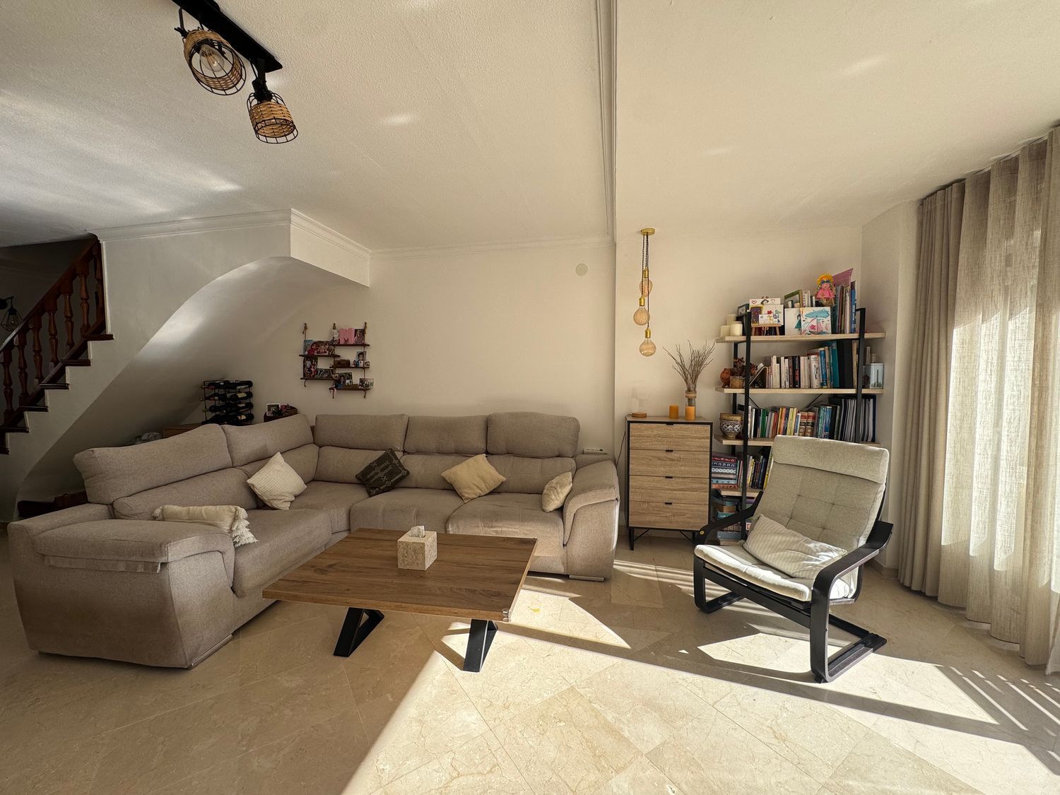 Chalet adosado en calle Joaquín Rodrigo, 4 - Foto 1