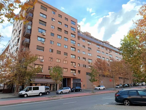 Piso en calle de Minerva, 79 b